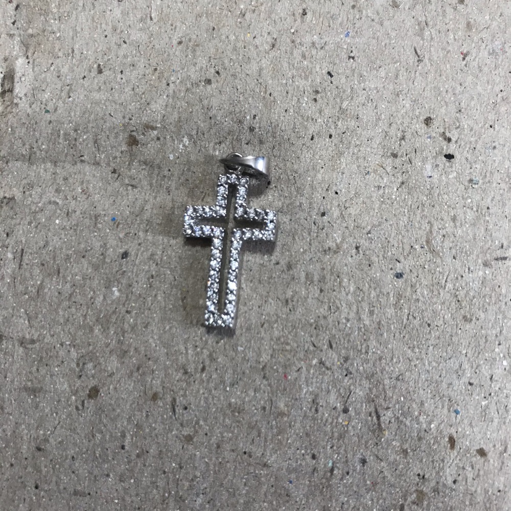 Cross charm - Picture 2 of 2
